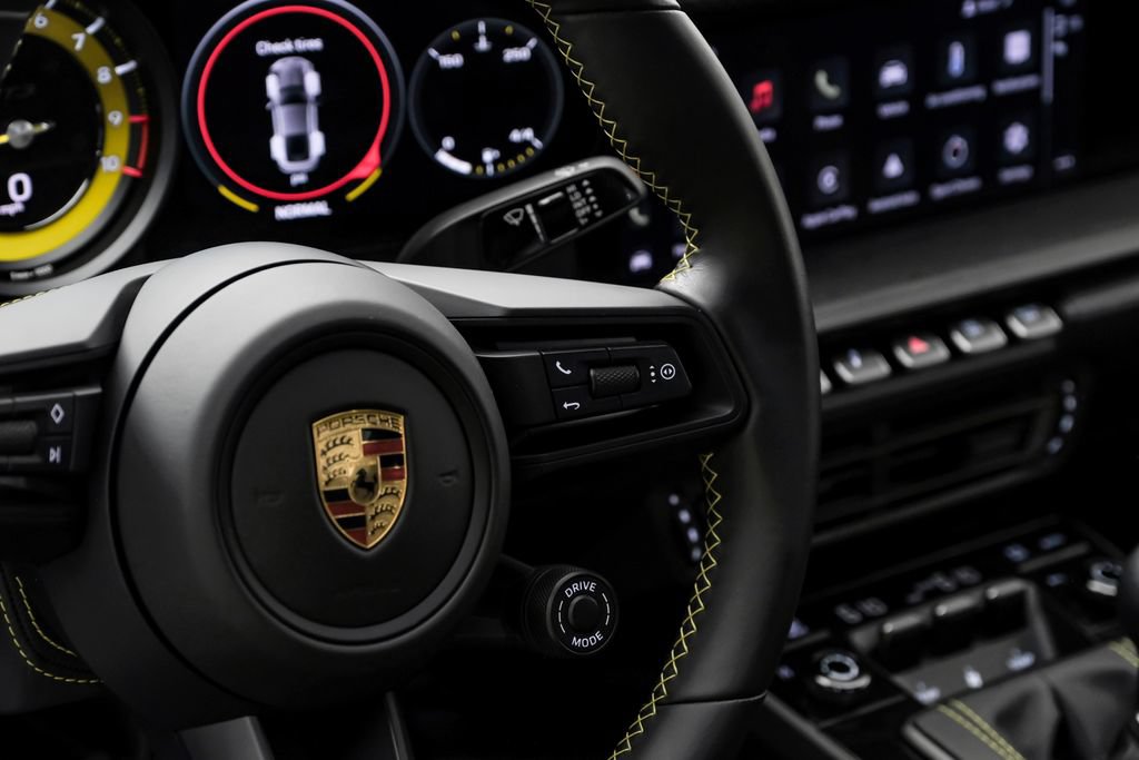 Used 2023 Porsche 911 GT3 RWD image 22