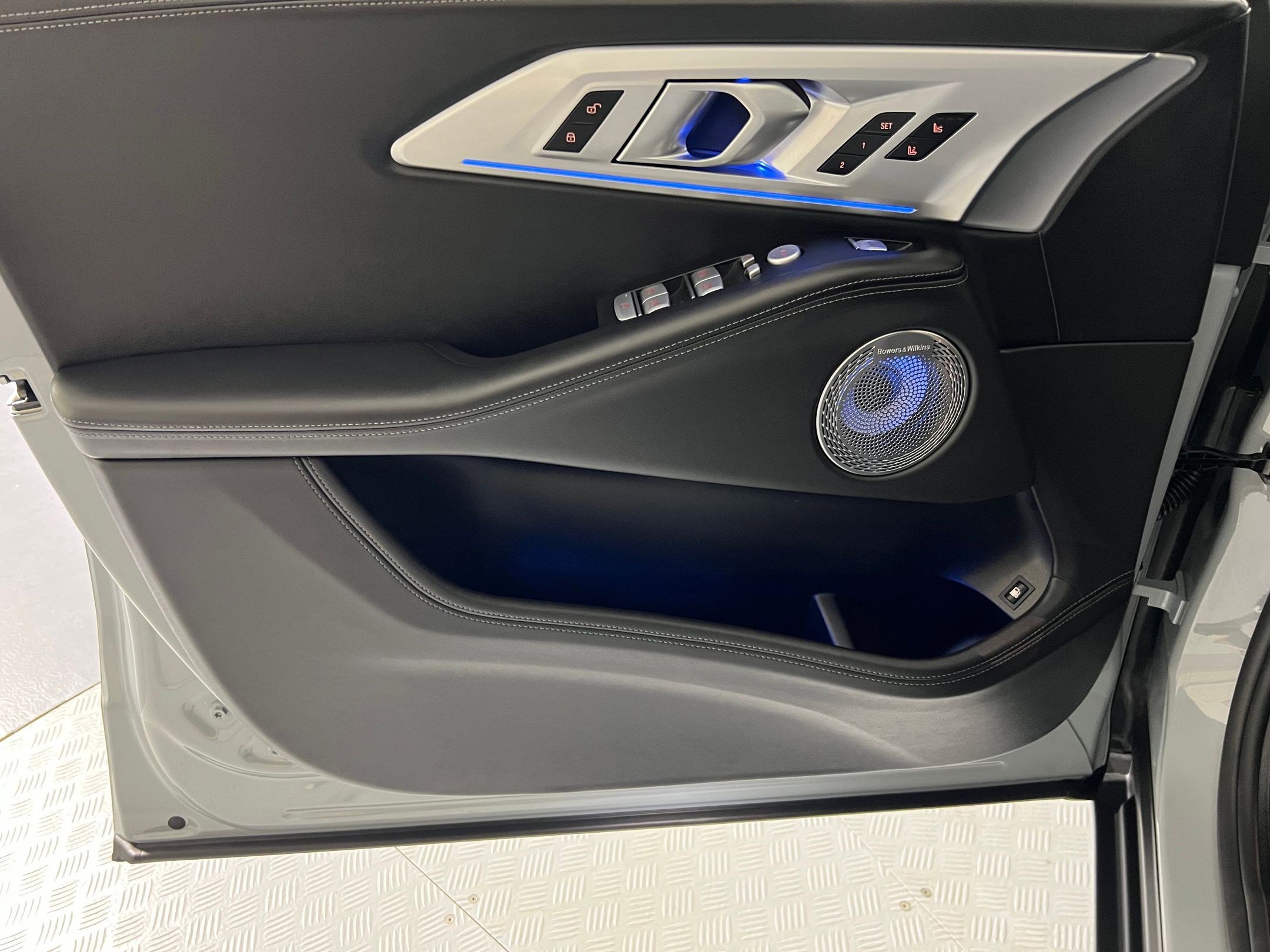 New 2026 BMW XM Label Red image 21