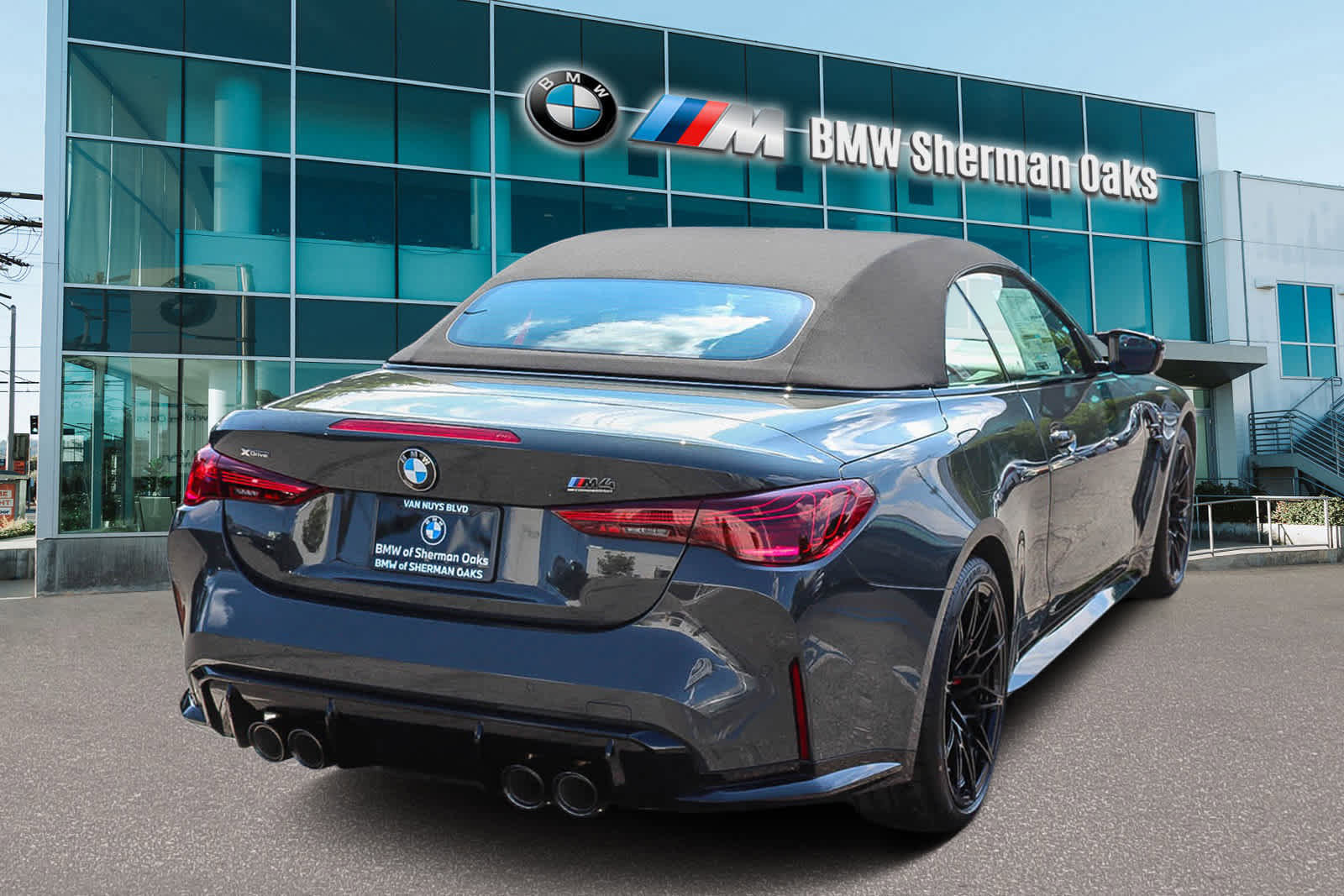 New 2026 BMW M4 xDrive Competition w/ Executive Package image 4