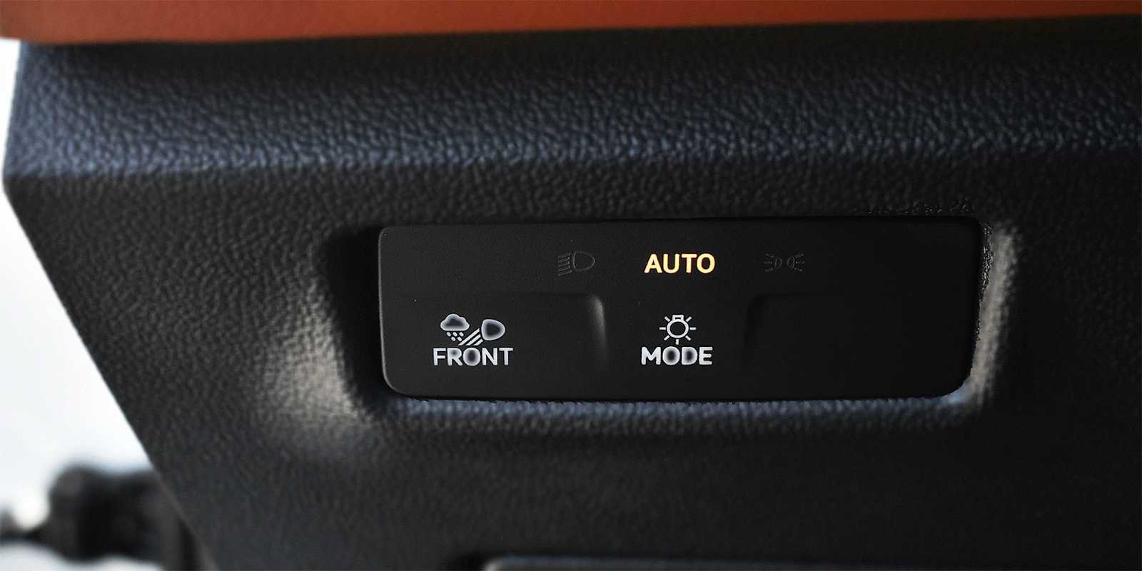 Used 2026 Volkswagen Tiguan SEL R-Line AWD/4WD image 24