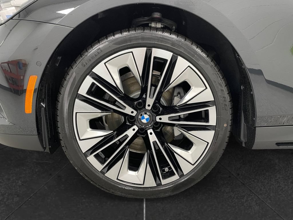 New 2027 BMW 530i xDrive AWD/4WD image 13
