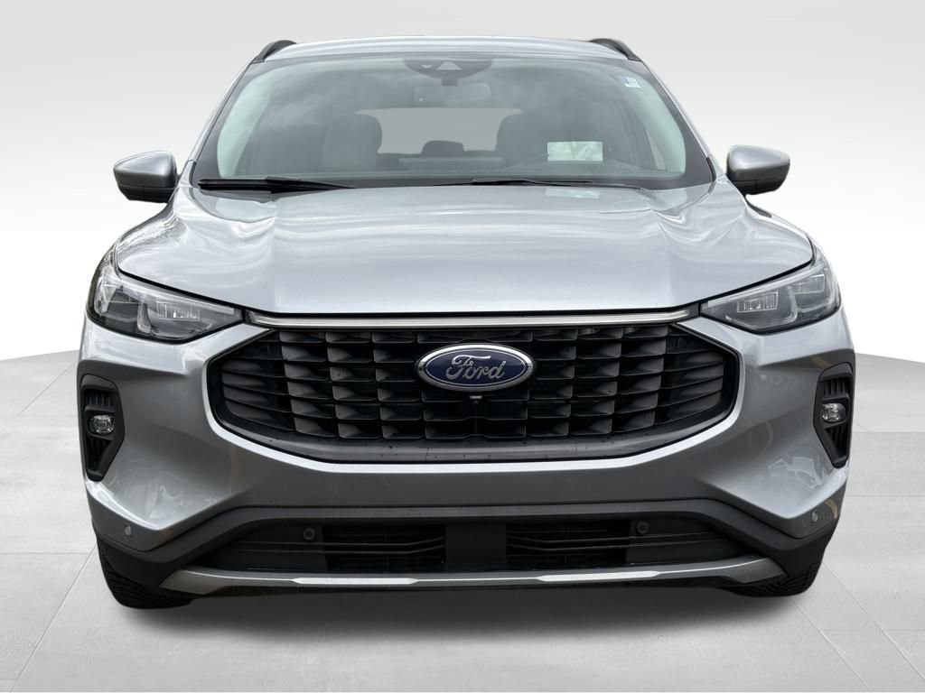 Certified 2023 Ford Escape SE w/ PHEV Premium Package image 10