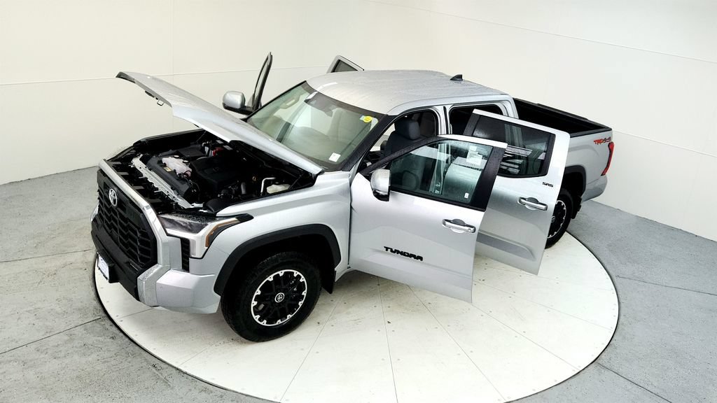Used 2024 Toyota Tundra SR5 w/ TRD Off-Road Package AWD/4WD image 18