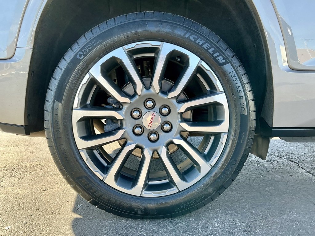 Used 2022 GMC Acadia Denali w/ Denali Ultimate Package image 21