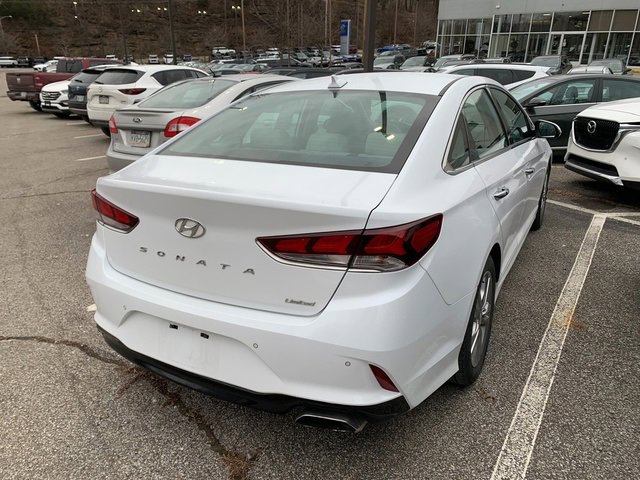 Used 2018 Hyundai Sonata Limited w/ Limited Ultimate Package 03 image 4