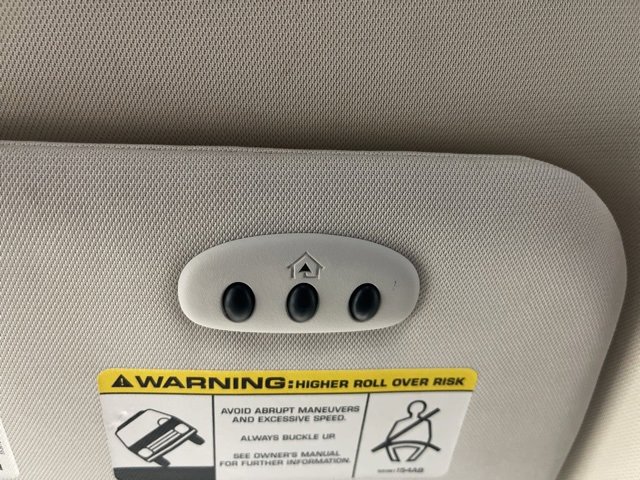 Used 2012 Jeep Liberty Sport image 9