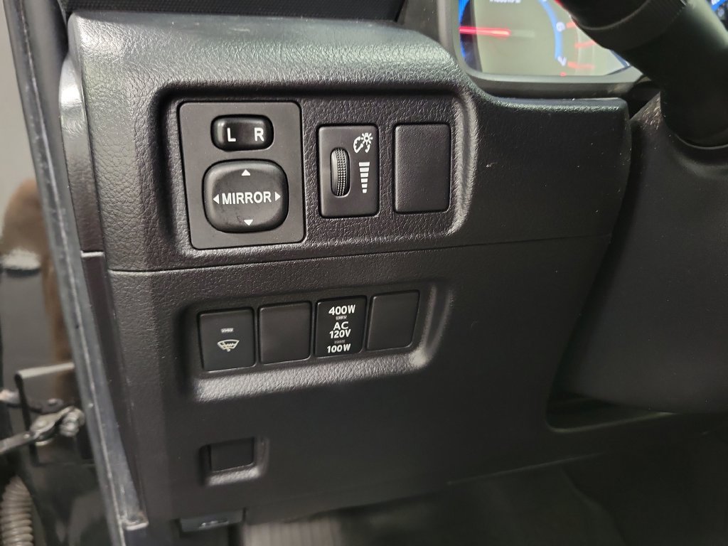 Used 2016 Toyota 4Runner SR5 Premium RWD image 28