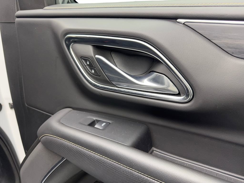 Used 2024 GMC Yukon SLT image 54