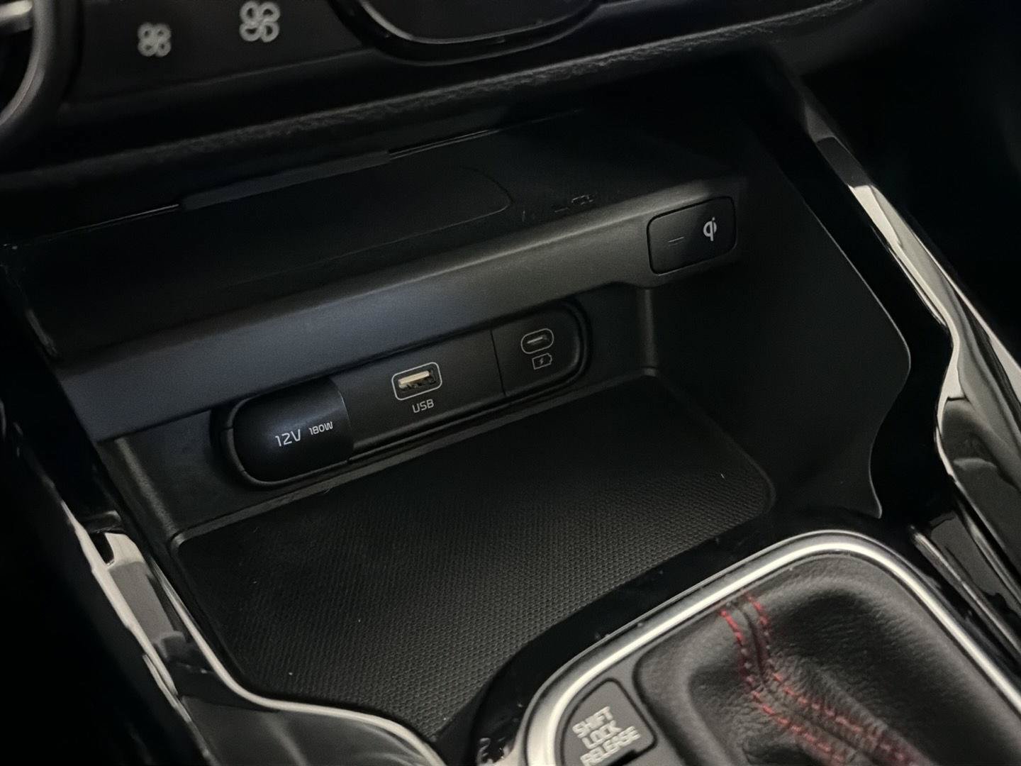 Used 2023 Kia Soul GT-Line FWD image 12