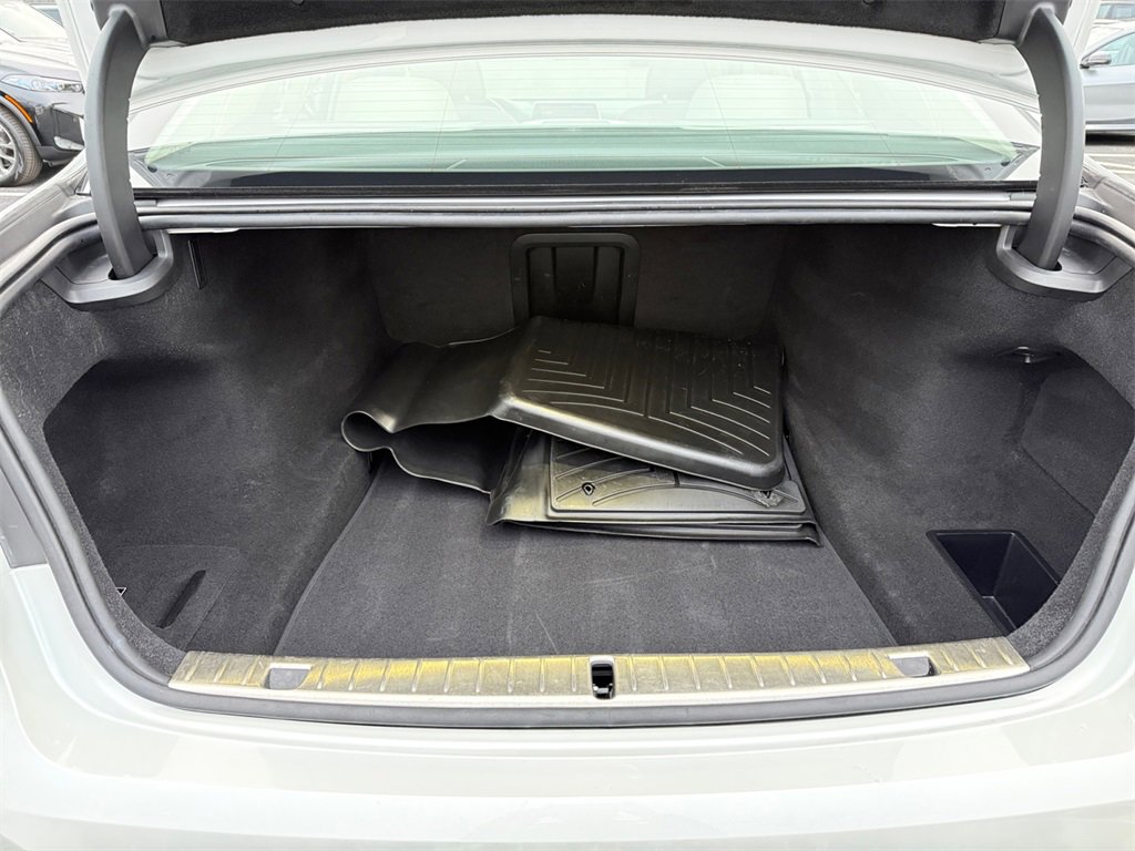 Used 2020 BMW 750i xDrive w/ Executive Package image 37