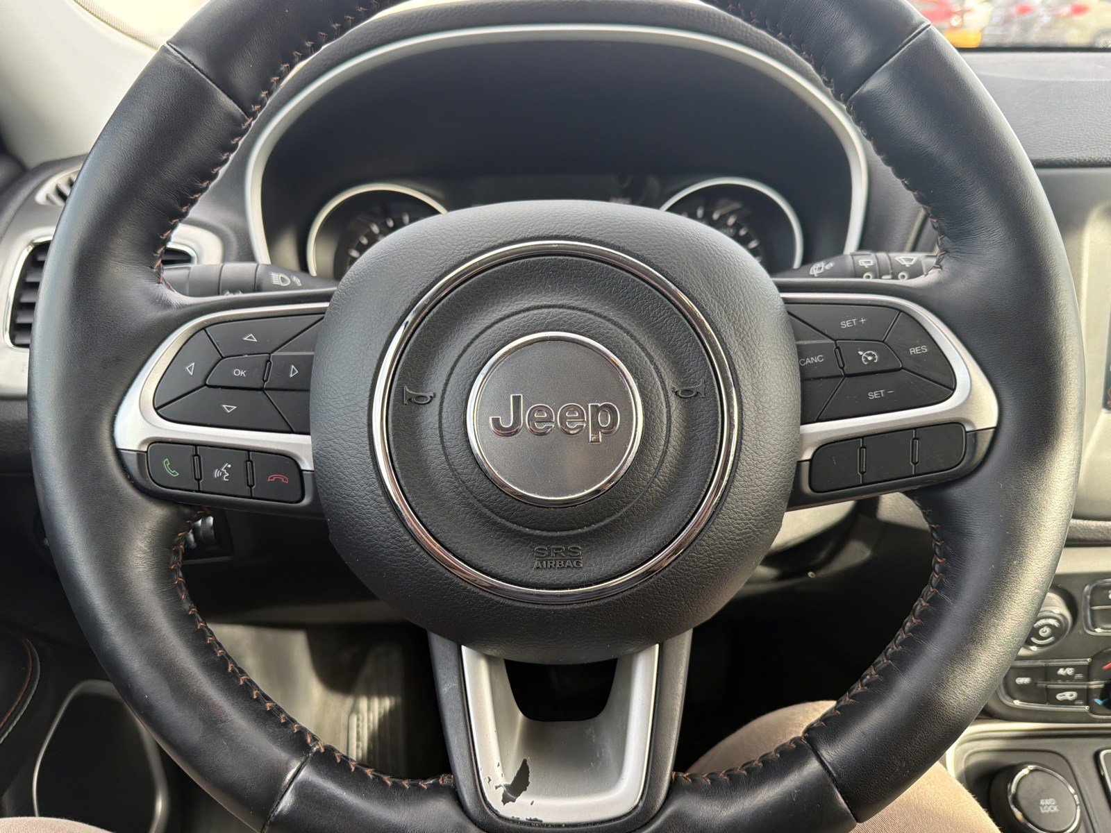 Used 2017 Jeep Compass Latitude w/ Popular Equipment Group image 22