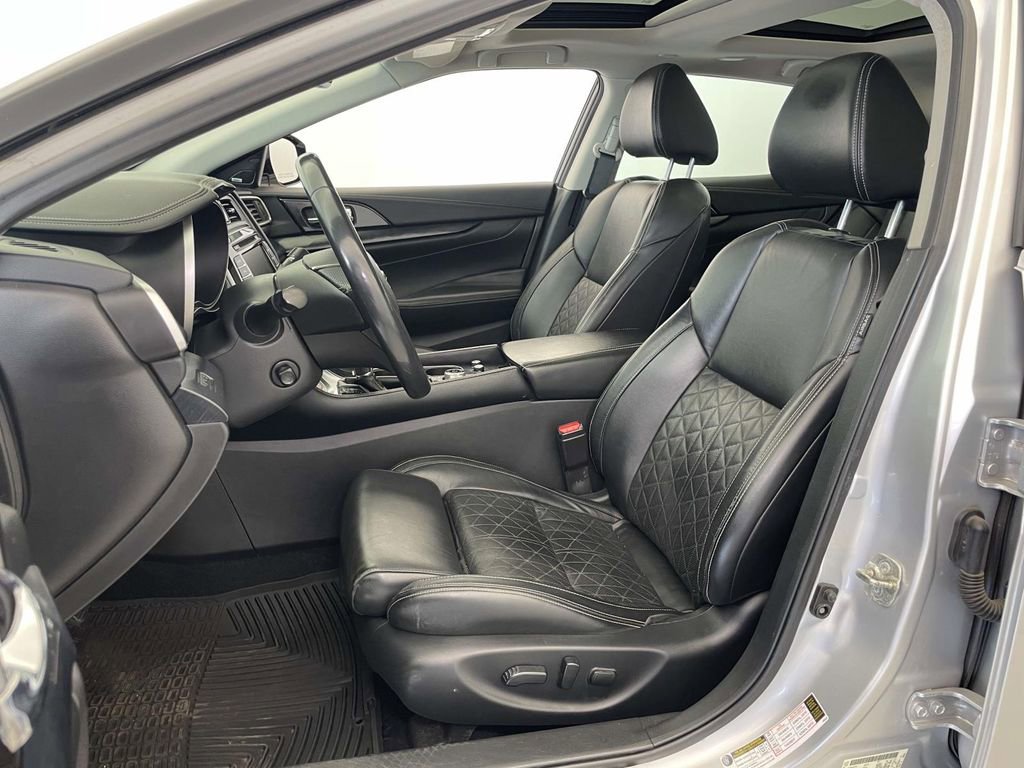 Used 2019 Nissan Maxima Platinum w/ Sport Mat Group FWD image 13