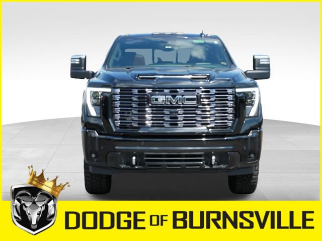 Used 2025 GMC Sierra 3500 Denali Ultimate w/ Snow Plow Prep/Camper Package AWD/4WD video 2