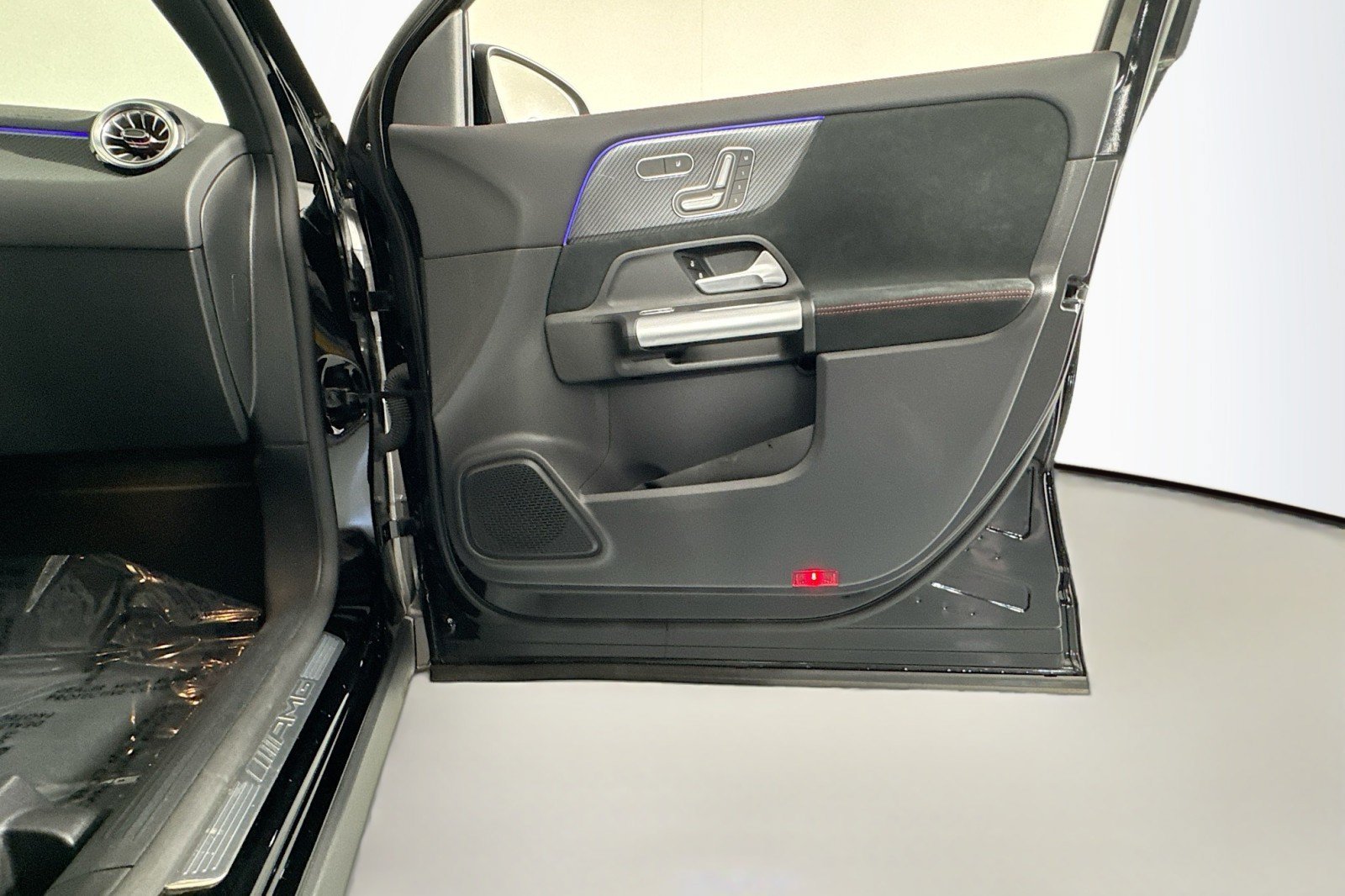 Certified 2023 Mercedes-Benz GLA 45 AMG 4MATIC image 24