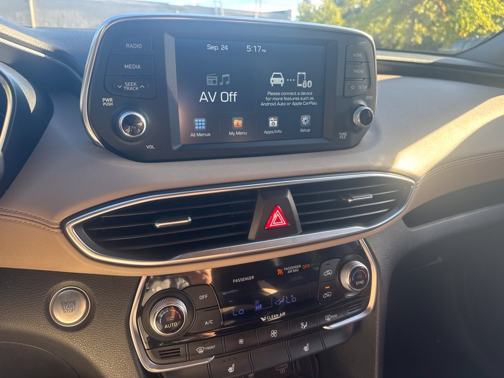 Used 2019 Hyundai Santa Fe SEL FWD image 11