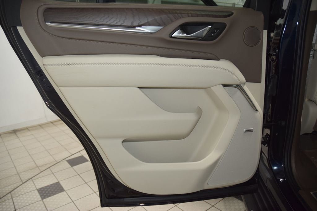Used 2024 GMC Yukon Denali AWD/4WD image 47