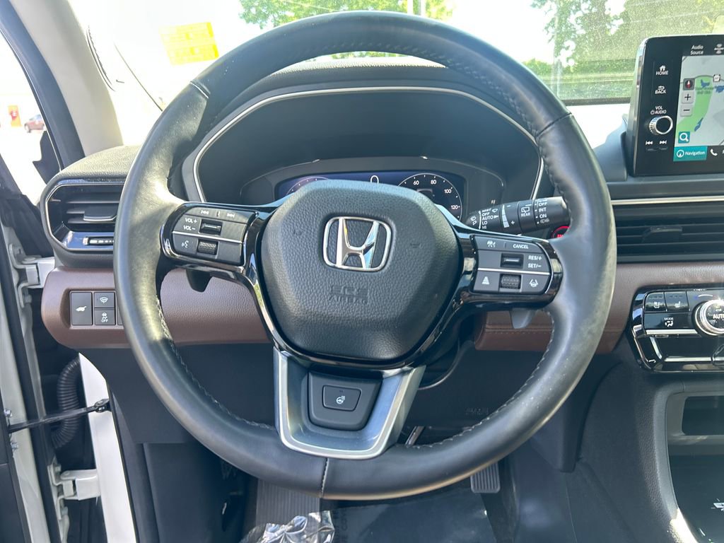 Used 2024 Honda Pilot Elite image 22