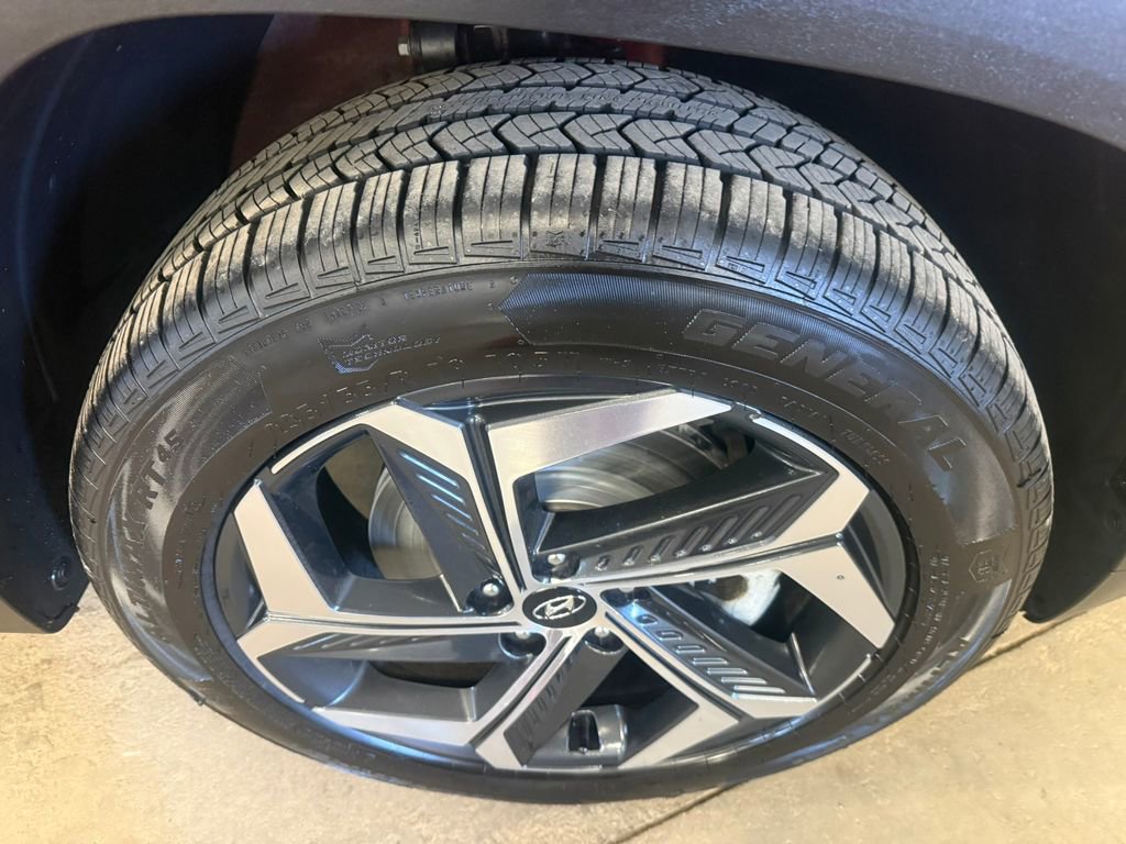 Used 2022 Hyundai Tucson SEL w/ Convenience Package AWD/4WD image 16
