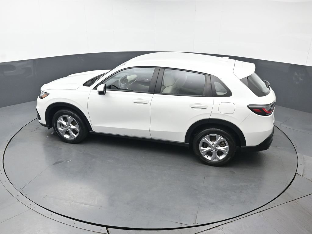 Certified 2023 Honda HR-V LX image 38