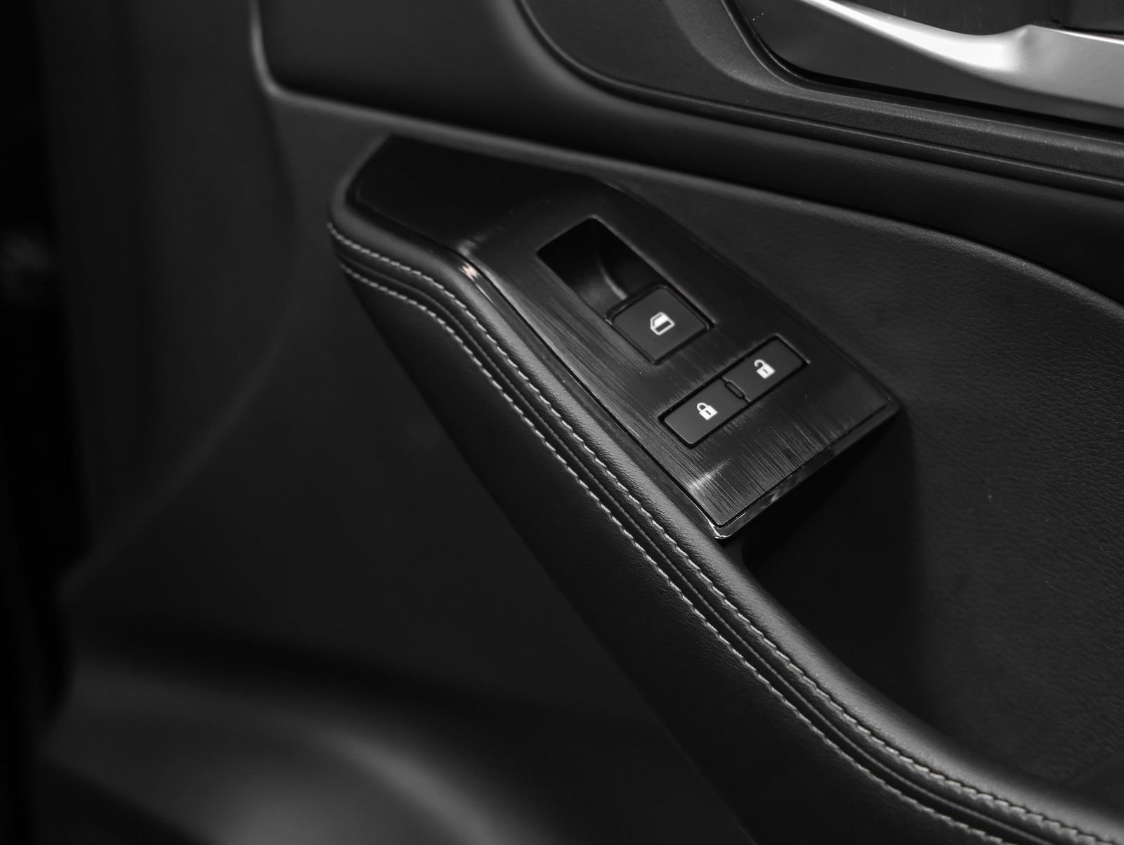 Used 2022 Nissan Rogue SV w/ SV Premium Package image 23