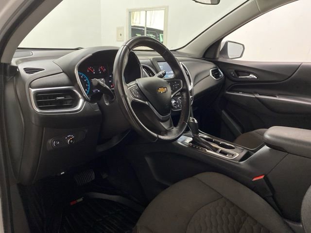 Used 2018 Chevrolet Equinox LT image 16