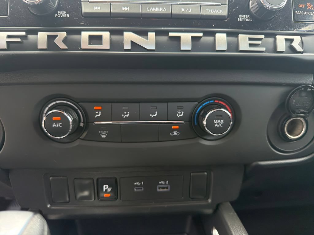 Certified 2025 Nissan Frontier SV RWD image 32
