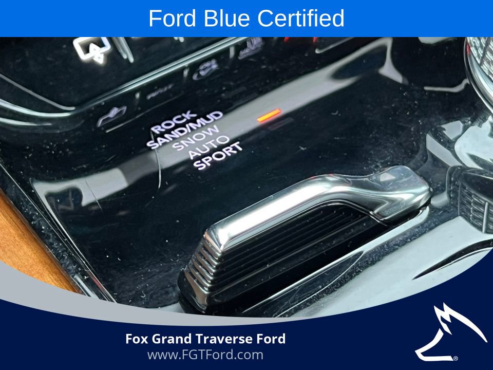Used 2024 Jeep Grand Wagoneer L Series III AWD/4WD image 27