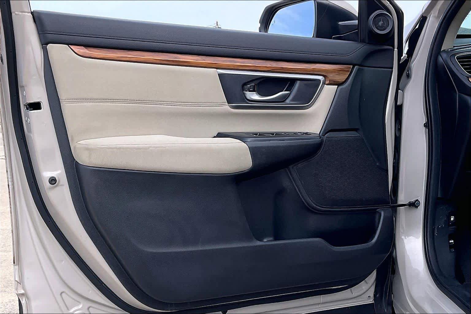 Used 2018 Honda CR-V EX image 23