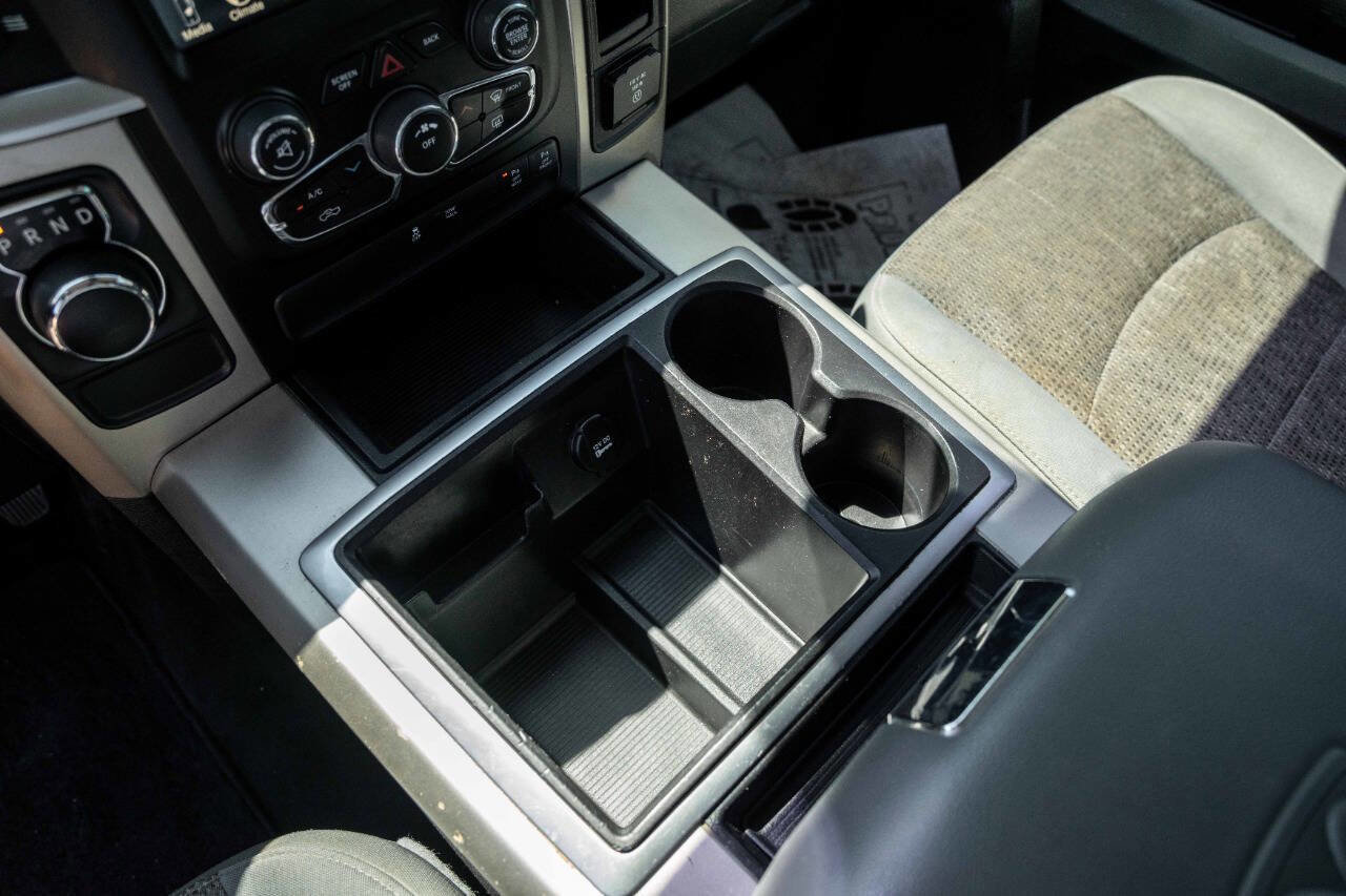 Used 2014 RAM 1500 Big Horn image 14