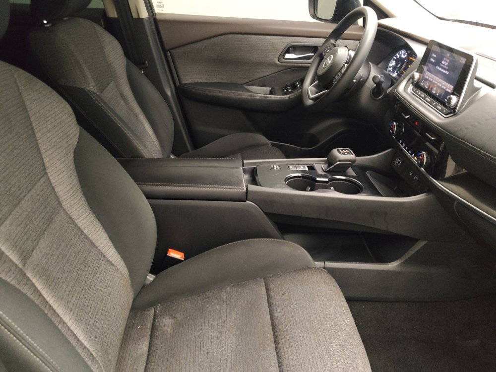 Used 2021 Nissan Rogue SV image 21