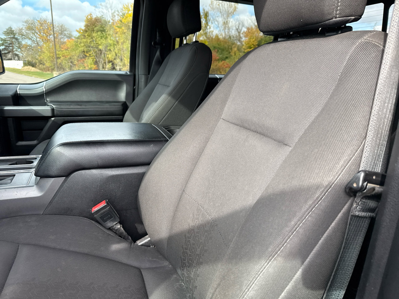 Used 2018 Ford F150 XLT w/ Equipment Group 302A Luxury image 15