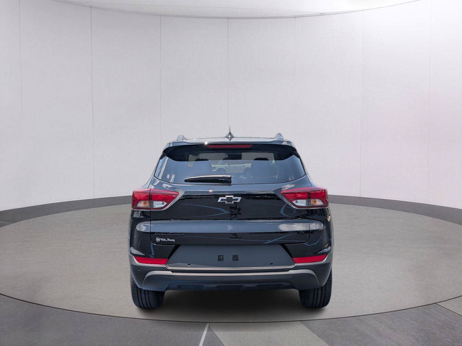 New 2026 Chevrolet TrailBlazer LT w/ Convenience Package FWD image 4