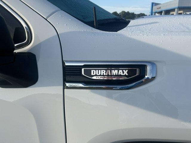 Used 2023 GMC Sierra 1500 SLT w/ SLT Premium Package AWD/4WD image 9