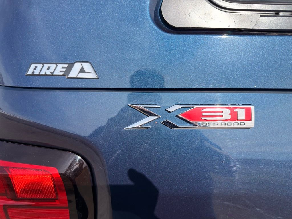 Used 2022 GMC Sierra 2500 SLT w/ SLT Convenience Package image 23