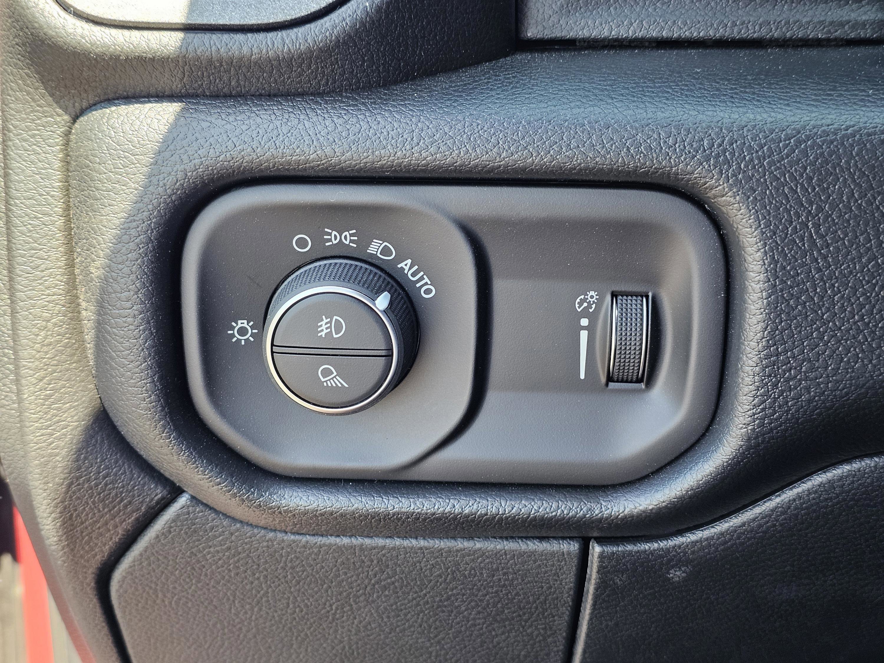 New 2026 RAM 2500 Tradesman image 18