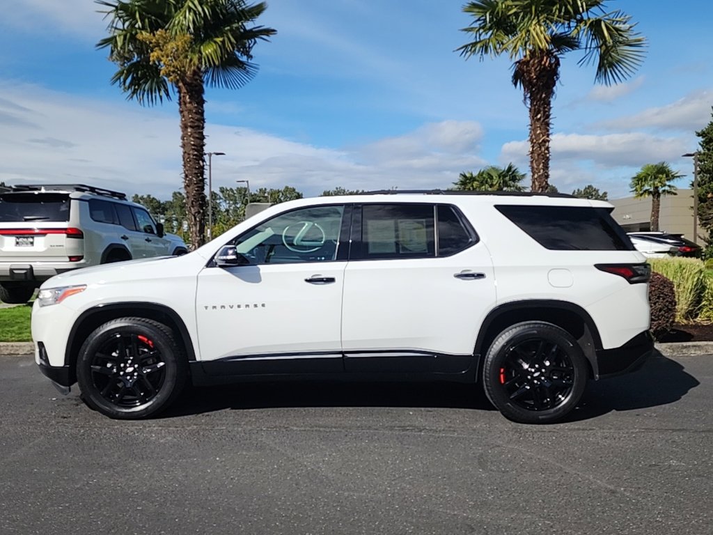 Used 2019 Chevrolet Traverse Premier w/ Redline Edition AWD/4WD image 2