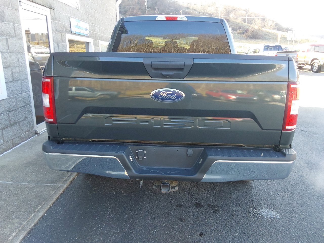 Used 2018 Ford F150 XLT image 4