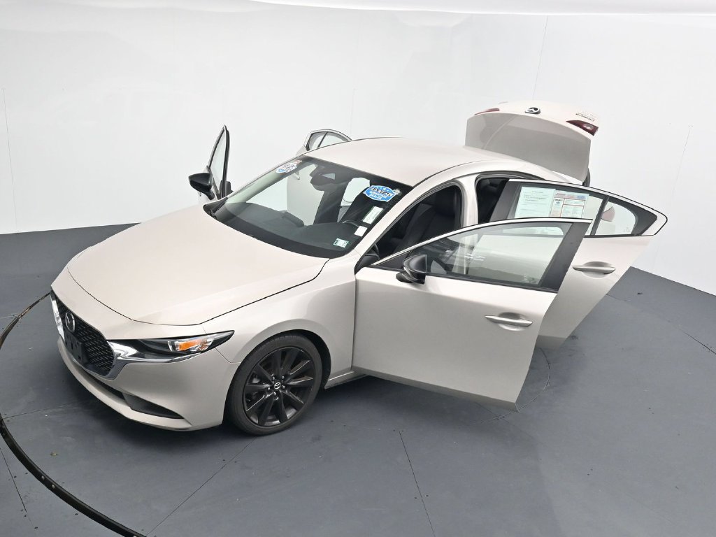 Used 2024 MAZDA MAZDA3 s FWD image 26