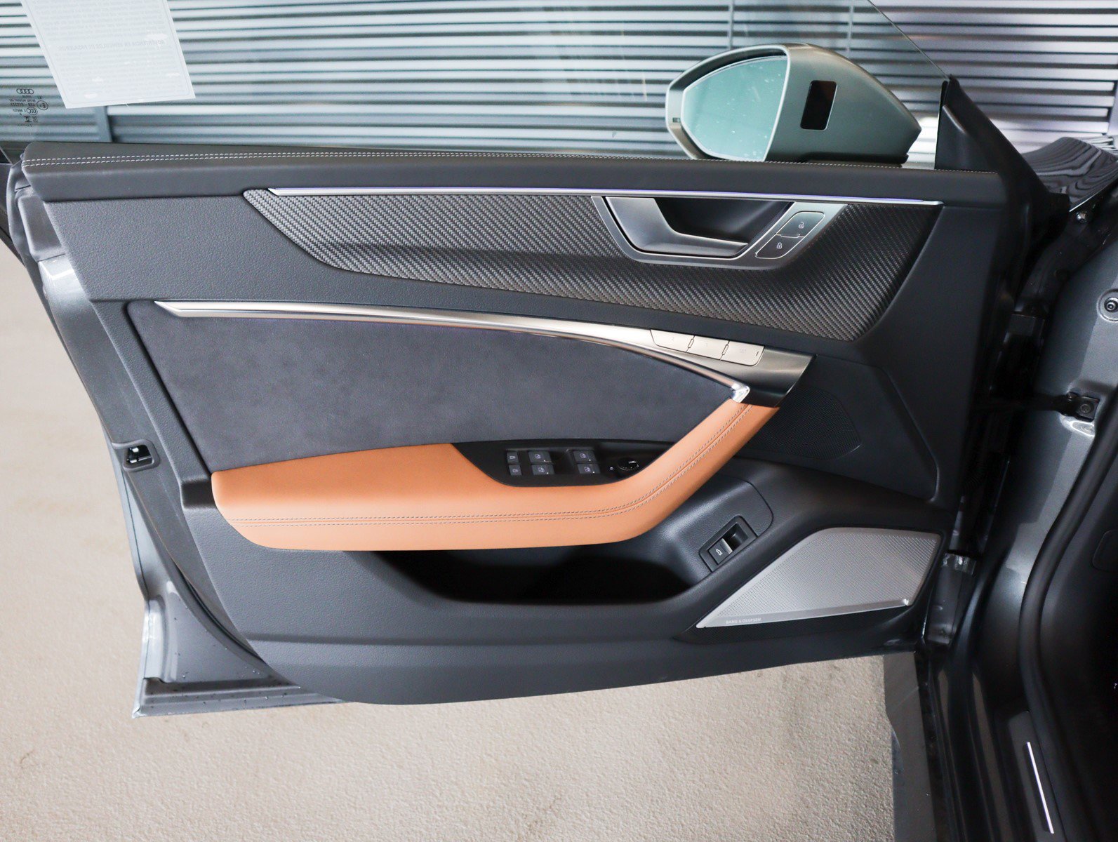 Used 2025 Audi RS 7 Performance image 28