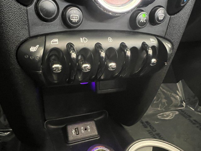 Used 2015 MINI Cooper Roadster S FWD image 19