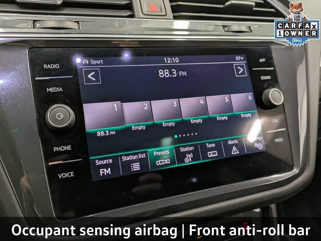 Used 2022 Volkswagen Tiguan SE R-Line AWD/4WD image 15