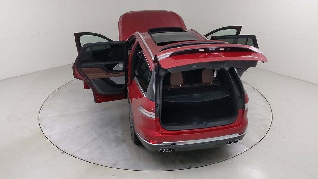 Used 2025 Lincoln Aviator Reserve w/ Equipment Group 201A image 53