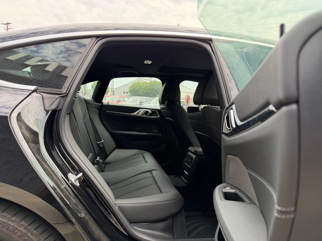 Used 2025 BMW i4 eDrive40 w/ Premium Package RWD image 13