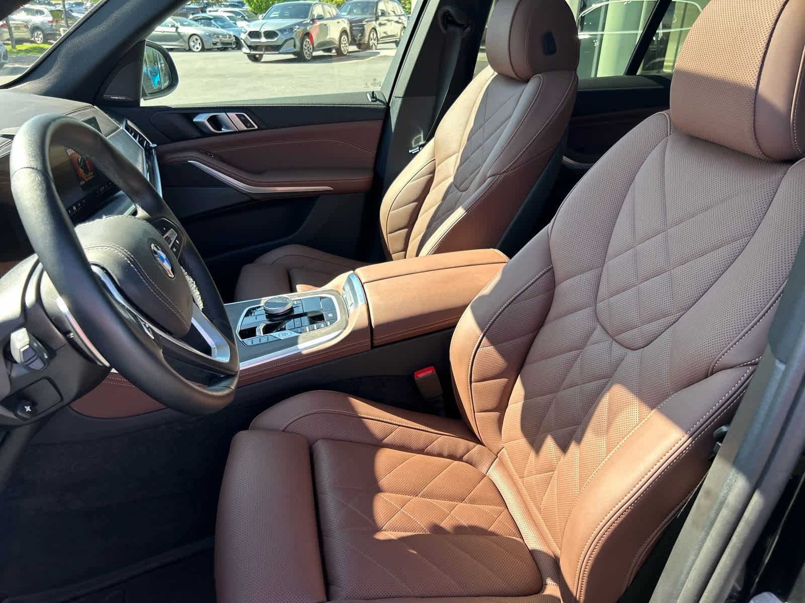 Used 2024 BMW X5 xDrive40i w/ Premium Package image 21