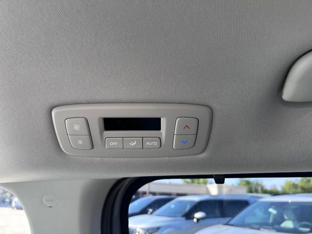 New 2026 Kia Carnival EX FWD image 8