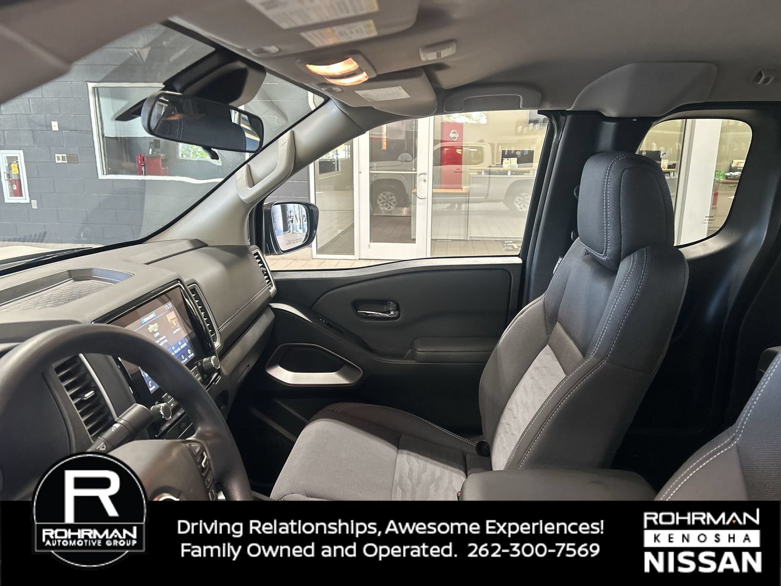 Certified 2024 Nissan Frontier SV w/ Technology Package AWD/4WD image 3