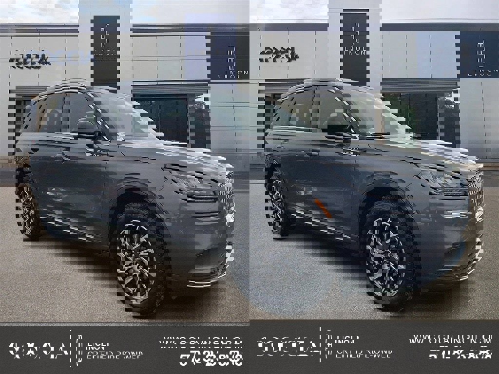 Certified 2022 Lincoln Corsair AWD w/ Equipment Group 101A image 3