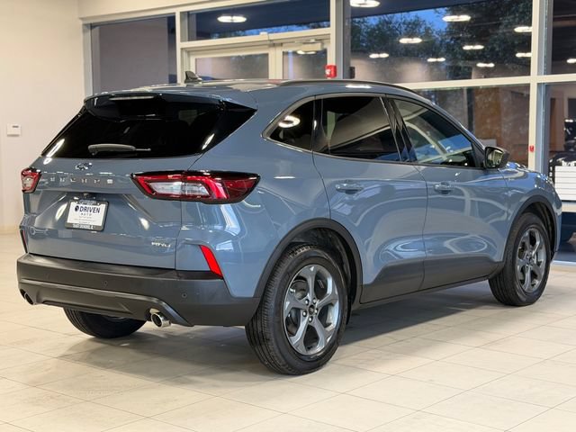 Used 2025 Ford Escape ST-Line w/ Tech Pack #1 AWD/4WD image 12