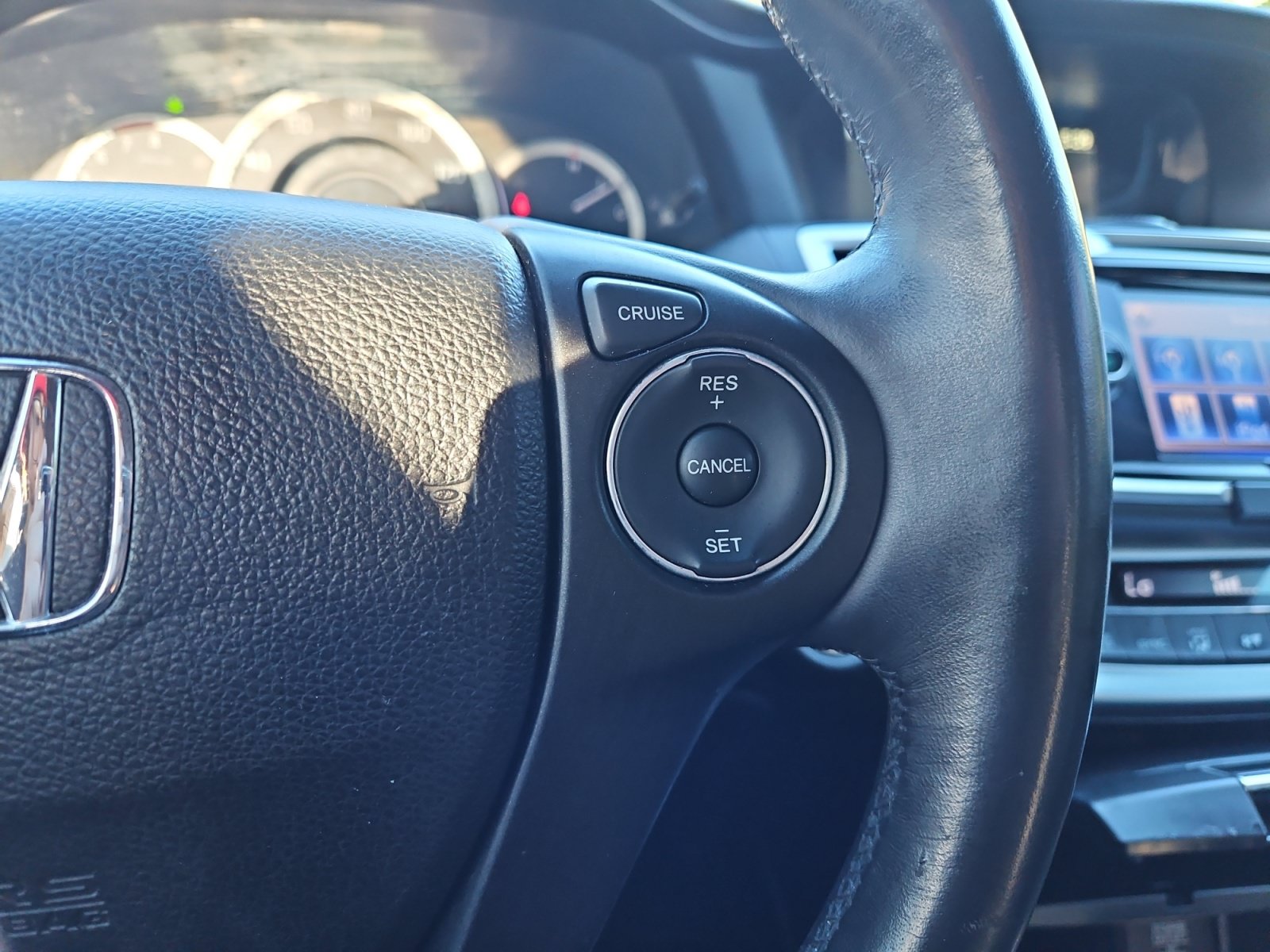 Used 2014 Honda Accord EX-L image 24