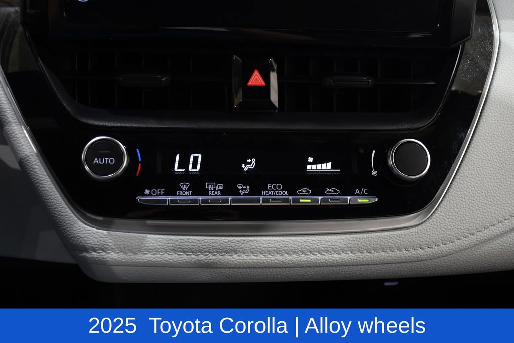 Used 2025 Toyota Corolla SE FWD image 20